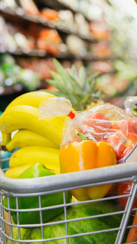 Shopping cart with food Shopping cart with food
